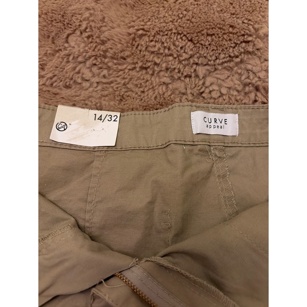 Curve Appeal Women Oyster Shell Utility Shorts Beige Size 14 - Picture 3 of 6